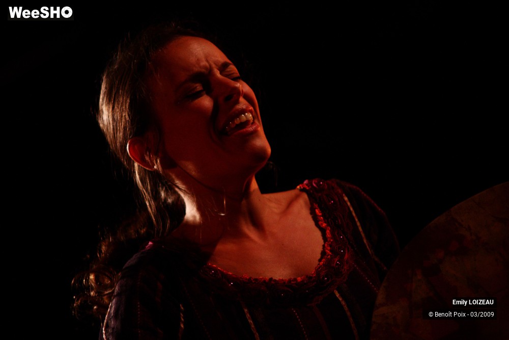 9/33 photos du spectacle Emily LOIZEAU