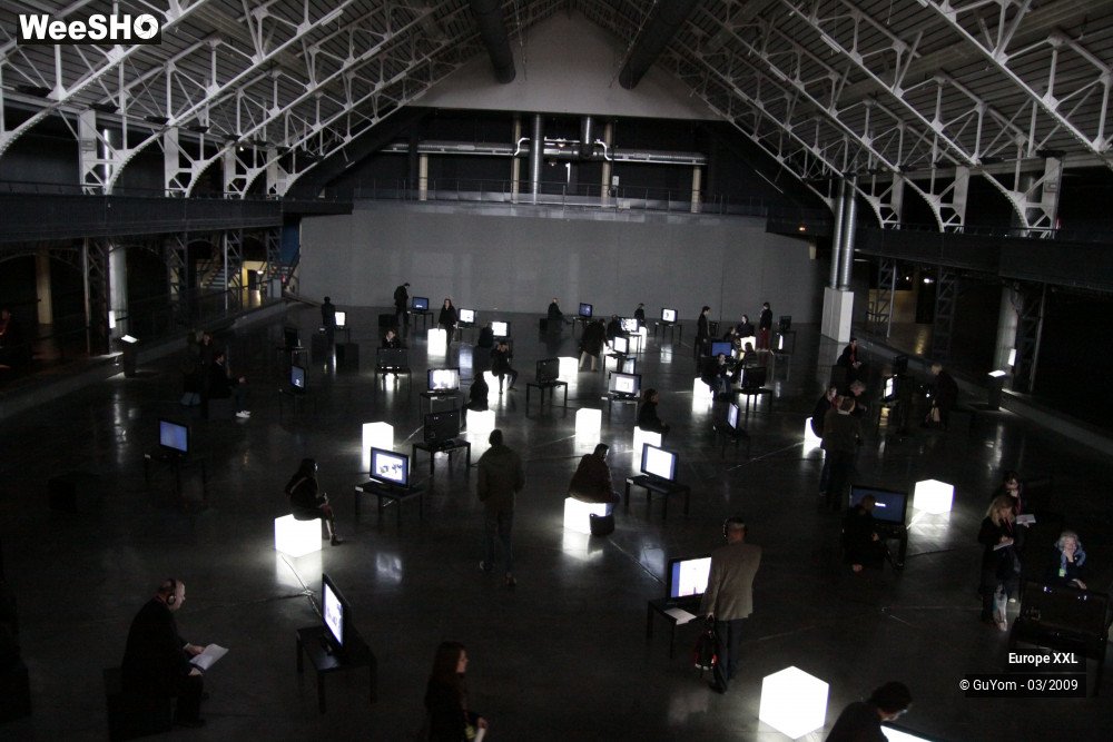 27/31 photos du spectacle XXL Expo Le Fresnoy