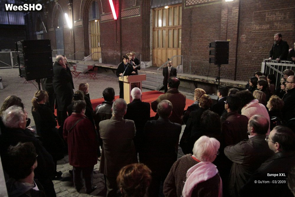 25/50 photos du spectacle XXL Vernissage Ici Berlin