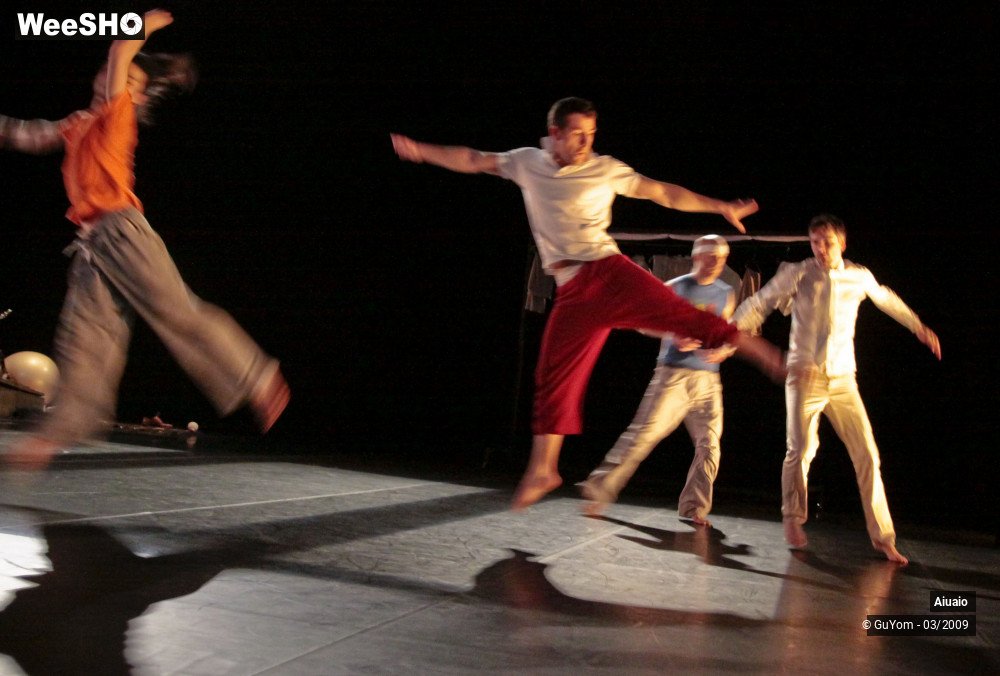 11/37 photos du spectacle AIUAIO en l'air