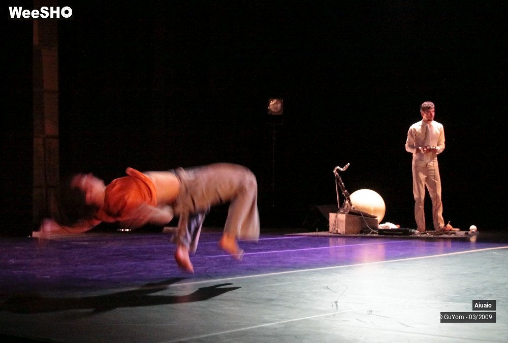 13/37 photos du spectacle AIUAIO en l'air