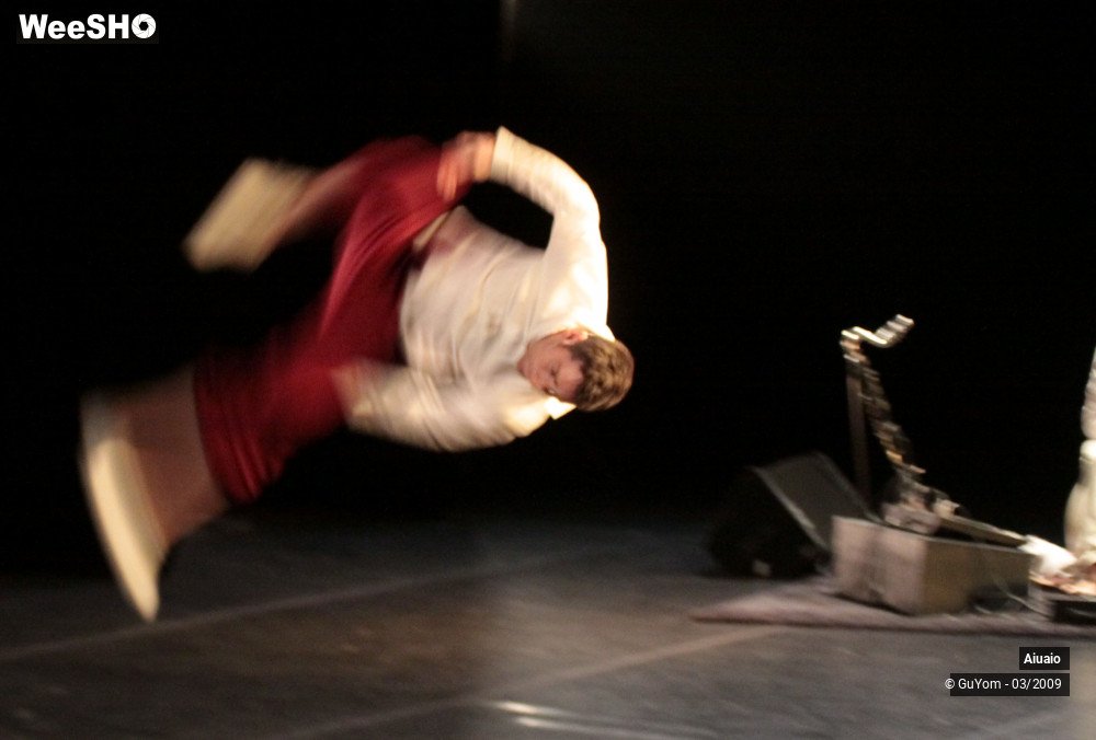 29/37 photos du spectacle AIUAIO en l'air