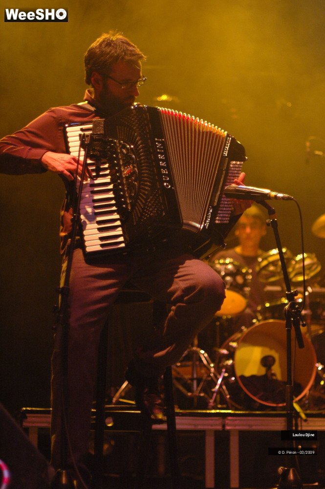 8/40 photos du spectacle Loulou Djine