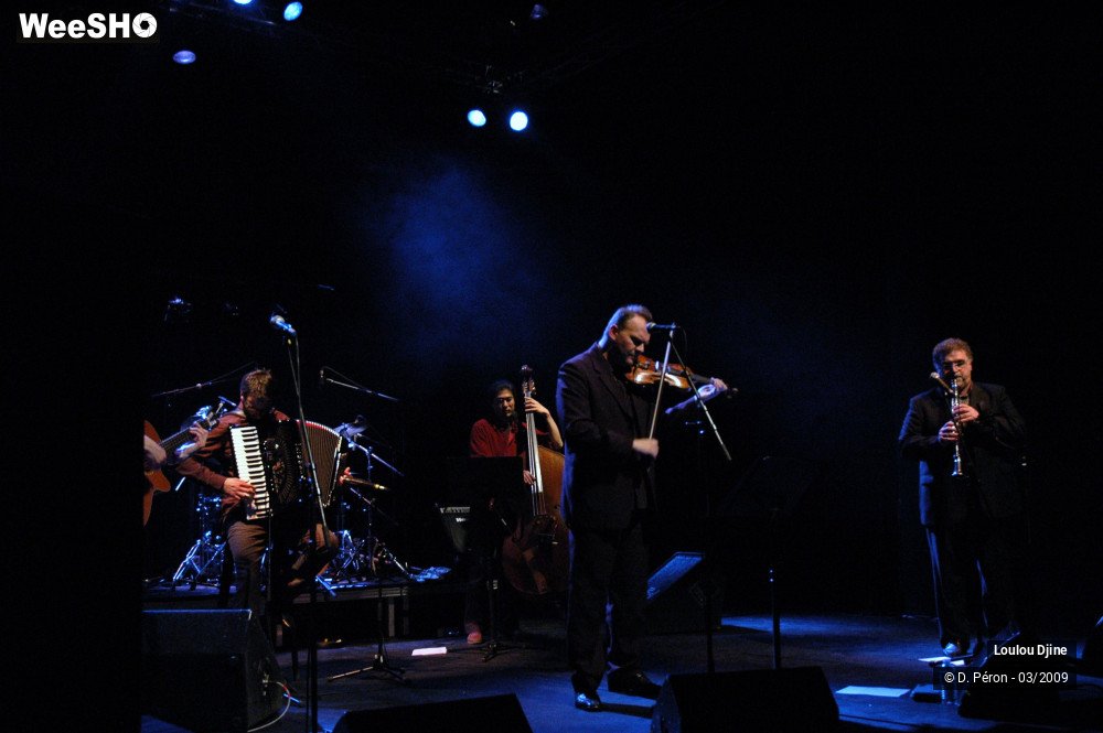 19/40 photos du spectacle Loulou Djine