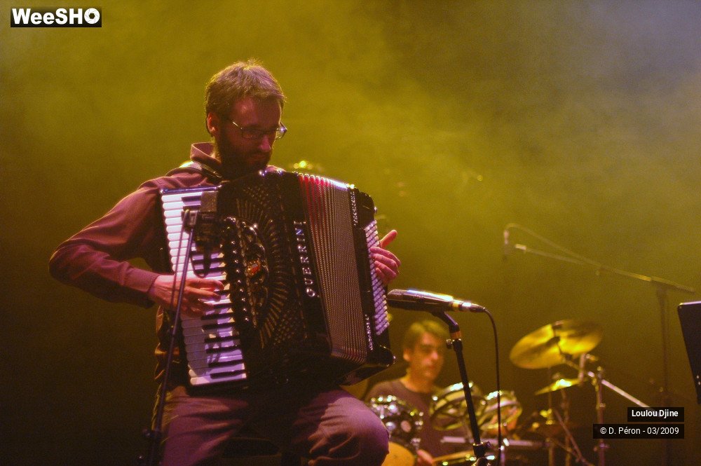 25/40 photos du spectacle Loulou Djine