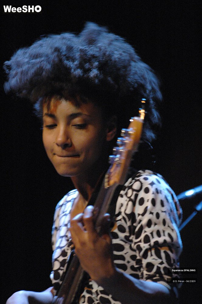 2/28 photos du spectacle Esperanza SPALDING