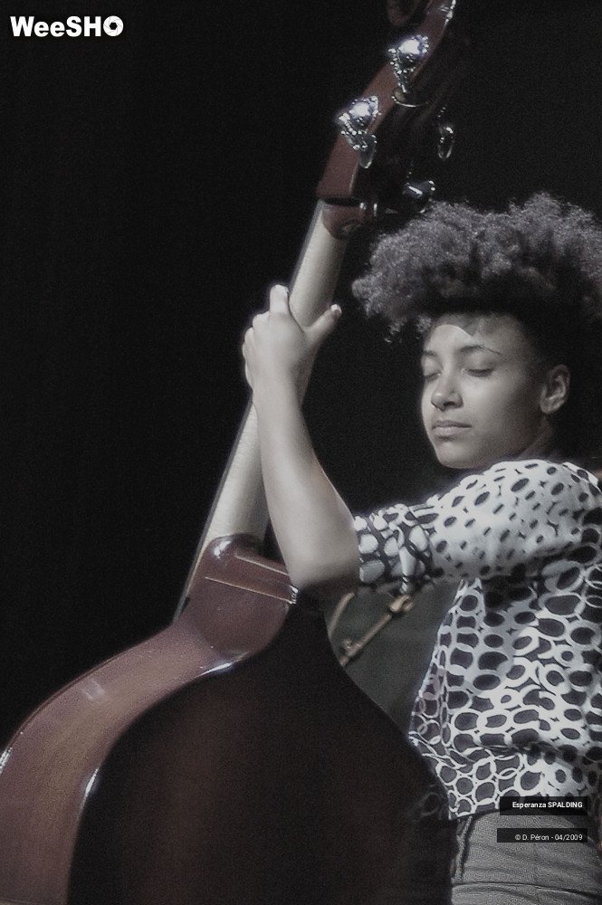 7/28 photos du spectacle Esperanza SPALDING