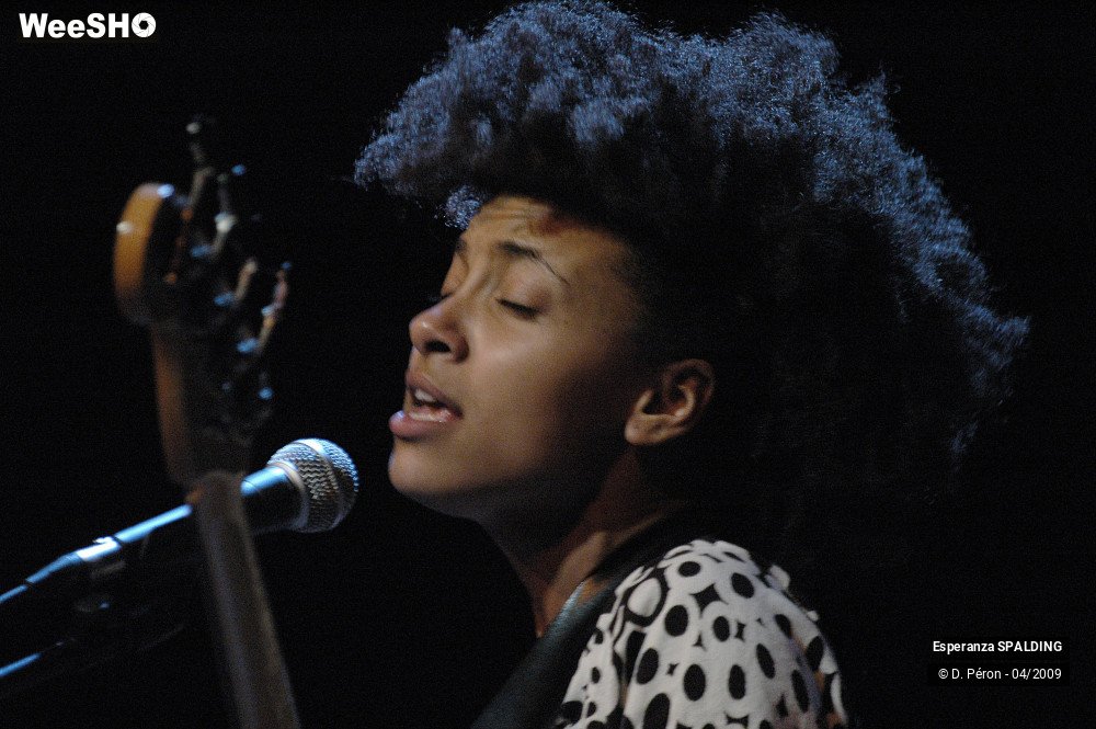 12/28 photos du spectacle Esperanza SPALDING