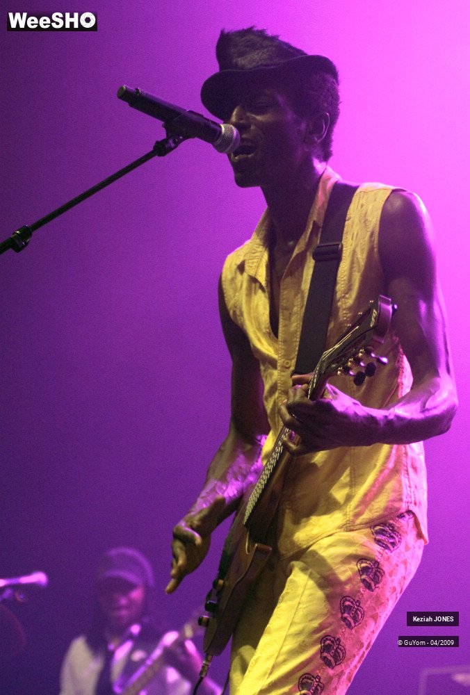 8/27 photos du spectacle Keziah JONES