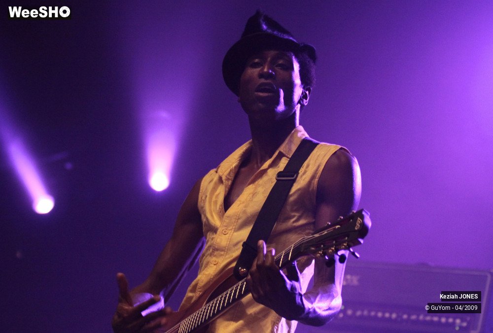 14/27 photos du spectacle Keziah JONES
