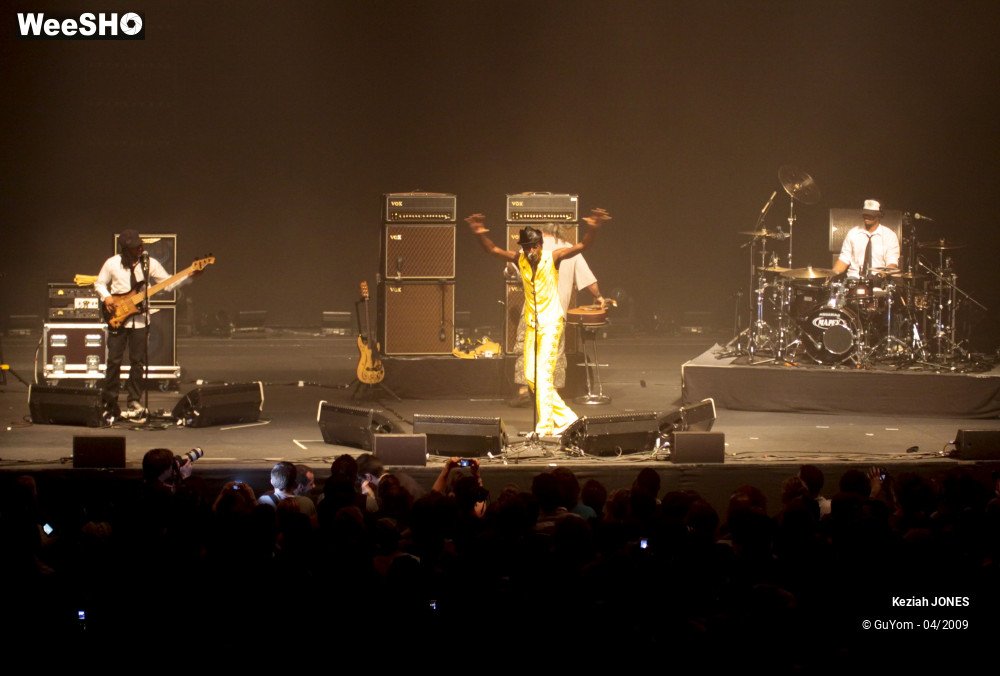 16/27 photos du spectacle Keziah JONES