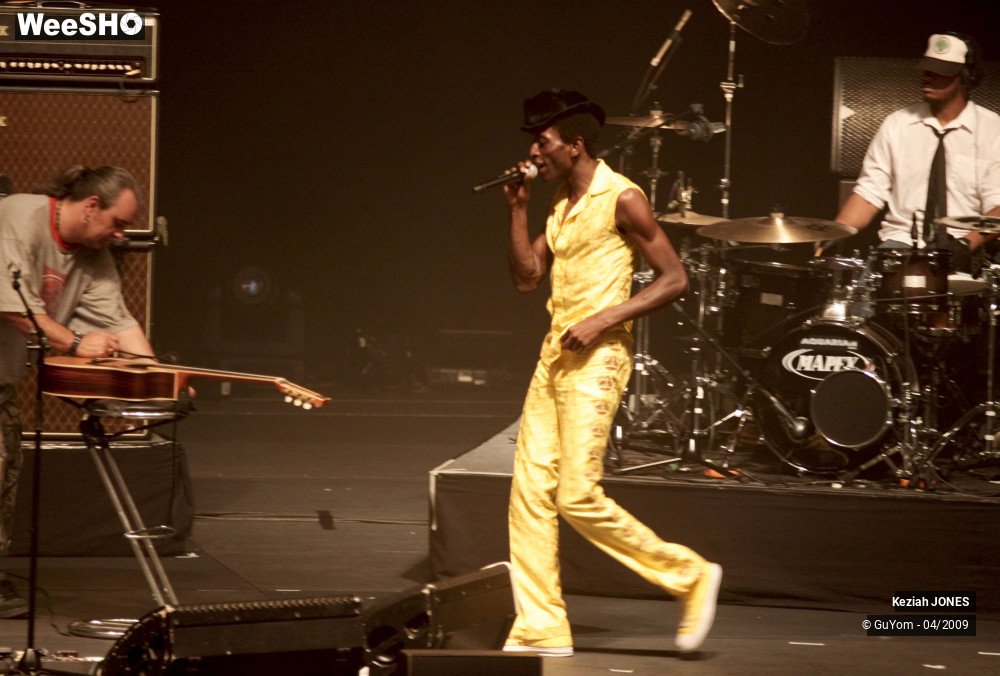 19/27 photos du spectacle Keziah JONES
