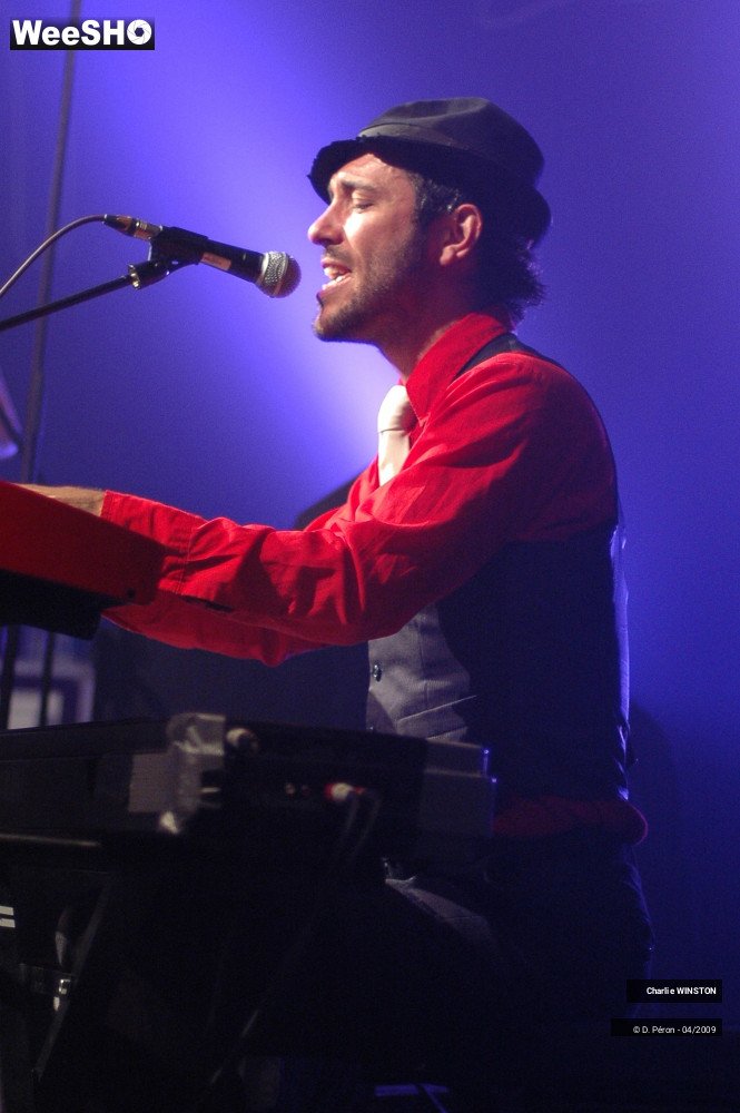 4/39 photos du spectacle Charlie WINSTON