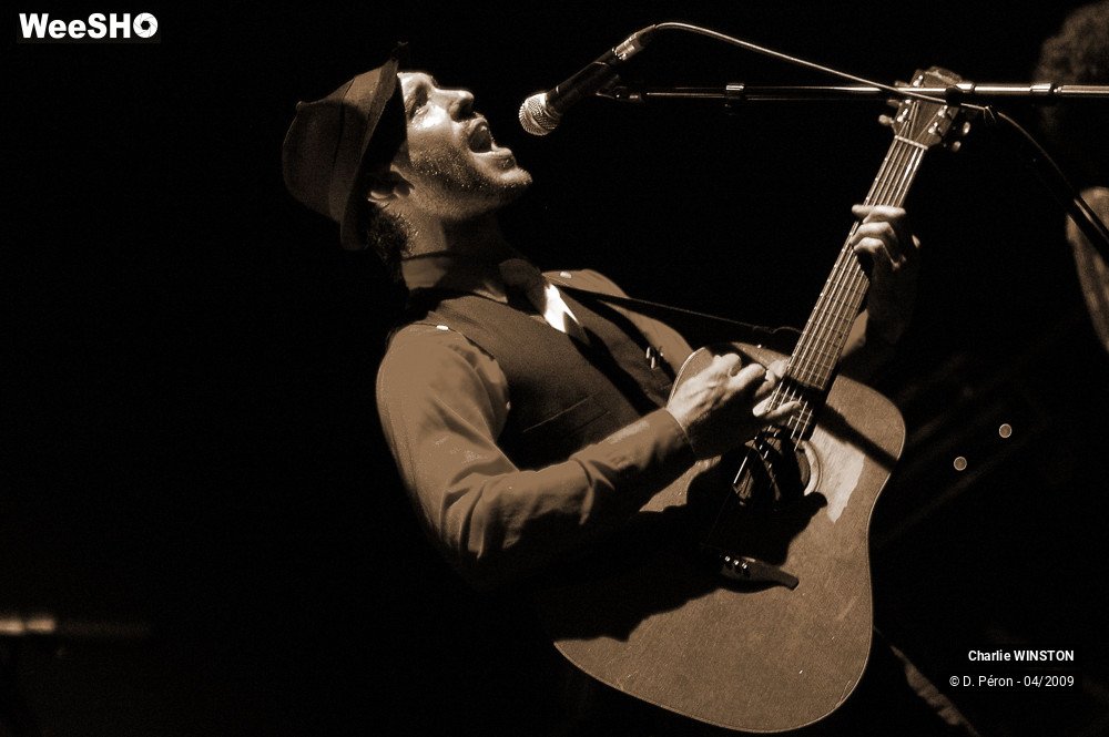 9/39 photos du spectacle Charlie WINSTON