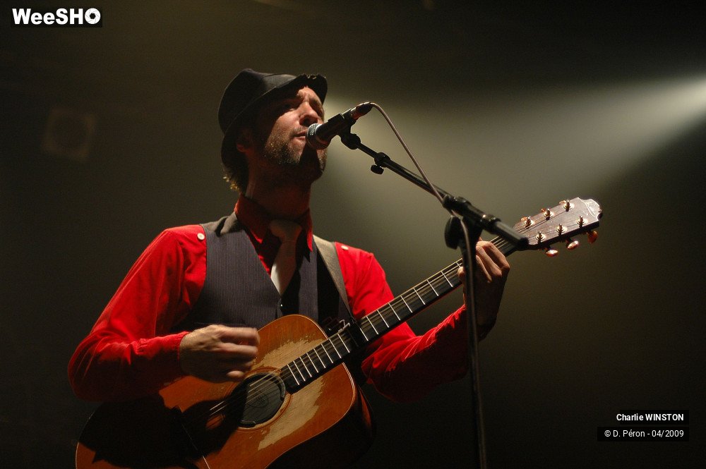 30/39 photos du spectacle Charlie WINSTON