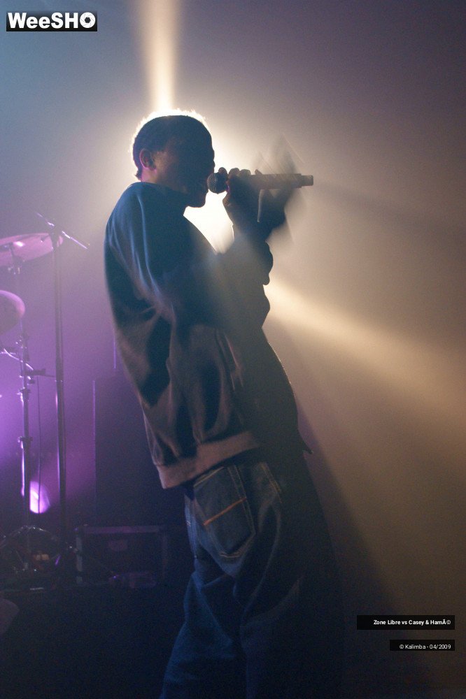 3/44 photos du spectacle Zone Libre vs Casey & Hamé