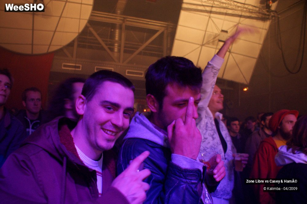 25/44 photos du spectacle Zone Libre vs Casey & Hamé
