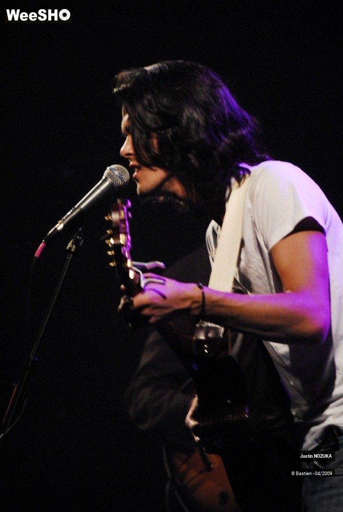 8/43 photos du spectacle Justin NOZUKA