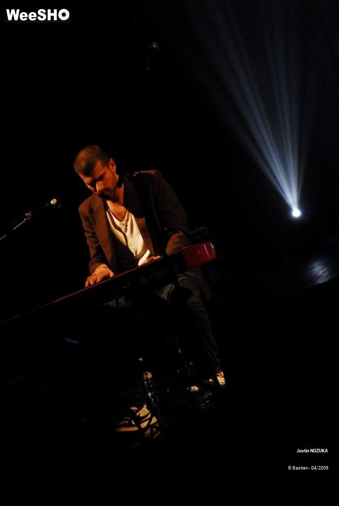 17/43 photos du spectacle Justin NOZUKA
