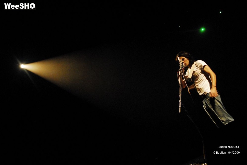 28/43 photos du spectacle Justin NOZUKA