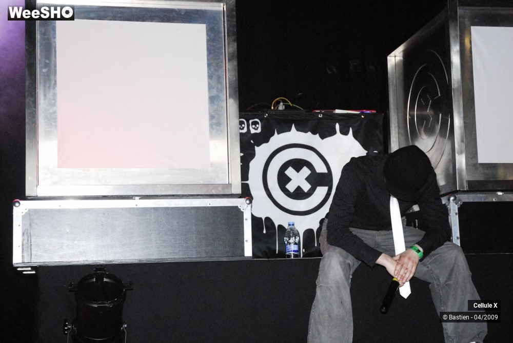 8/39 photos du spectacle Cellule X