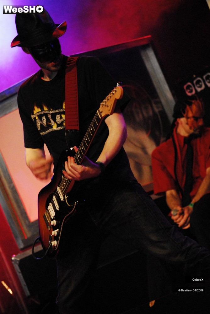 10/39 photos du spectacle Cellule X