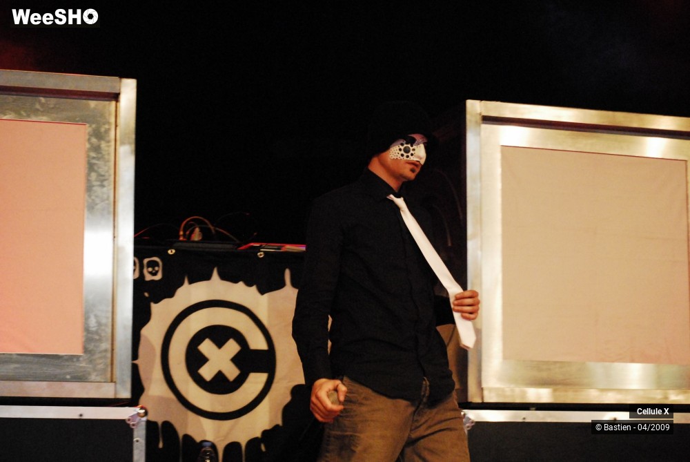 34/39 photos du spectacle Cellule X