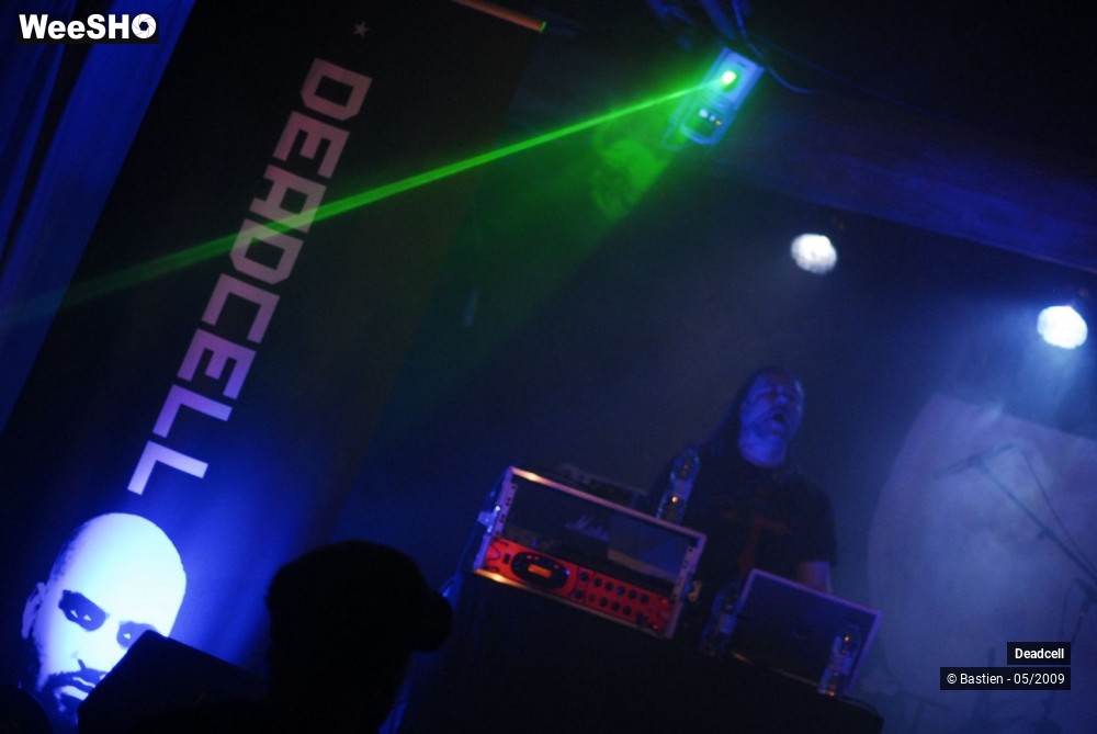22/29 photos du spectacle Deadcell