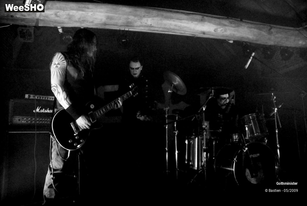 27/28 photos du spectacle Gothminister