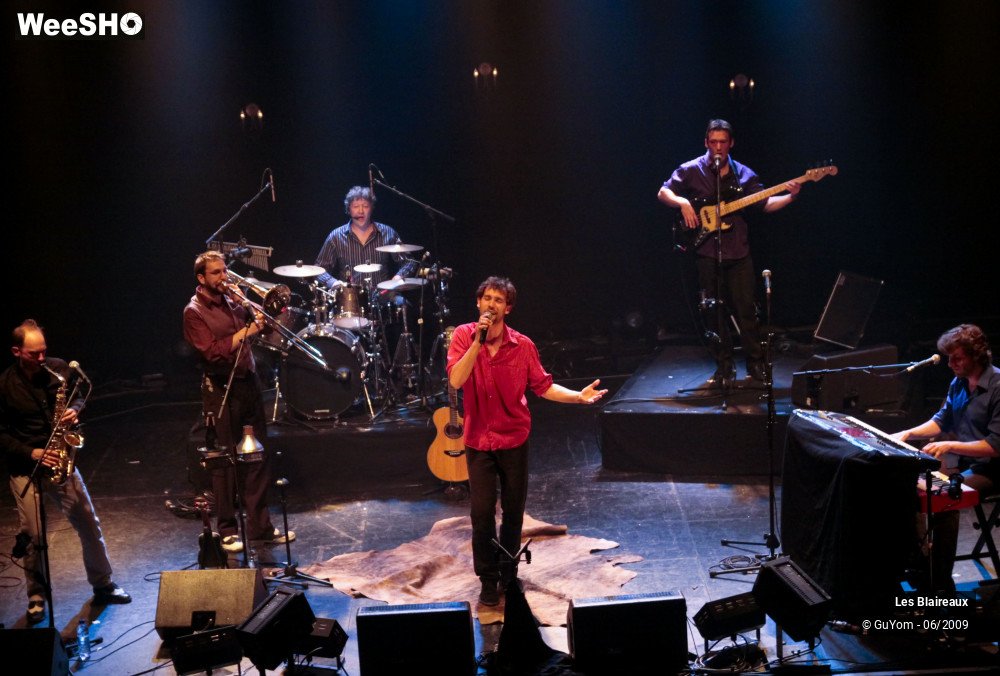 9/37 photos du spectacle Les Blaireaux