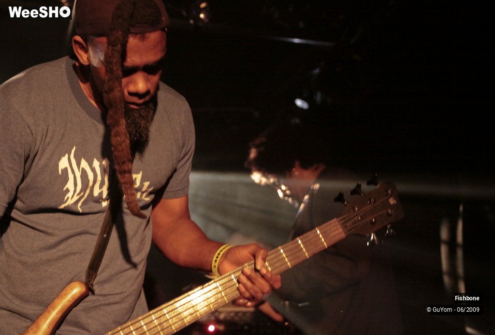 37/50 photos du spectacle Fishbone