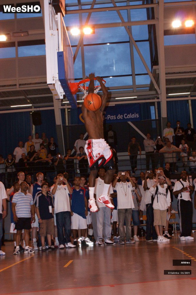 9/43 photos du spectacle Mondial Junior de Basket