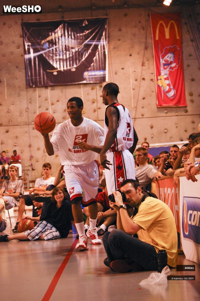 17/43 photos du spectacle Mondial Junior de Basket