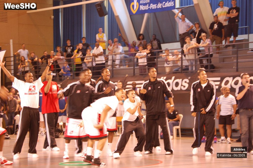 19/43 photos du spectacle Mondial Junior de Basket