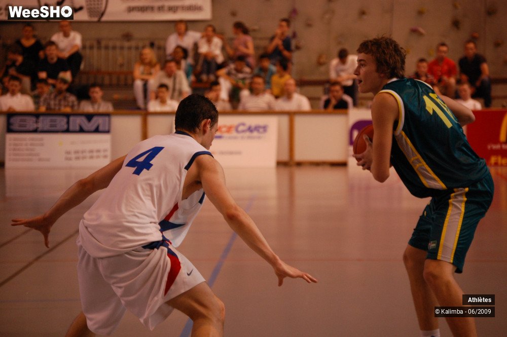 37/43 photos du spectacle Mondial Junior de Basket