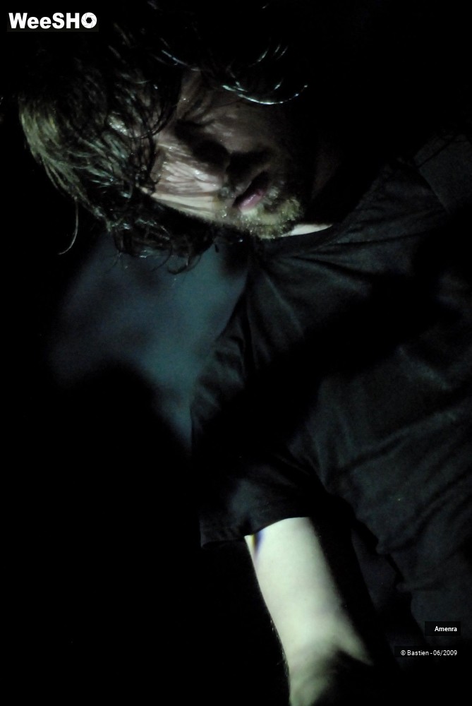 13/27 photos du spectacle Amenra