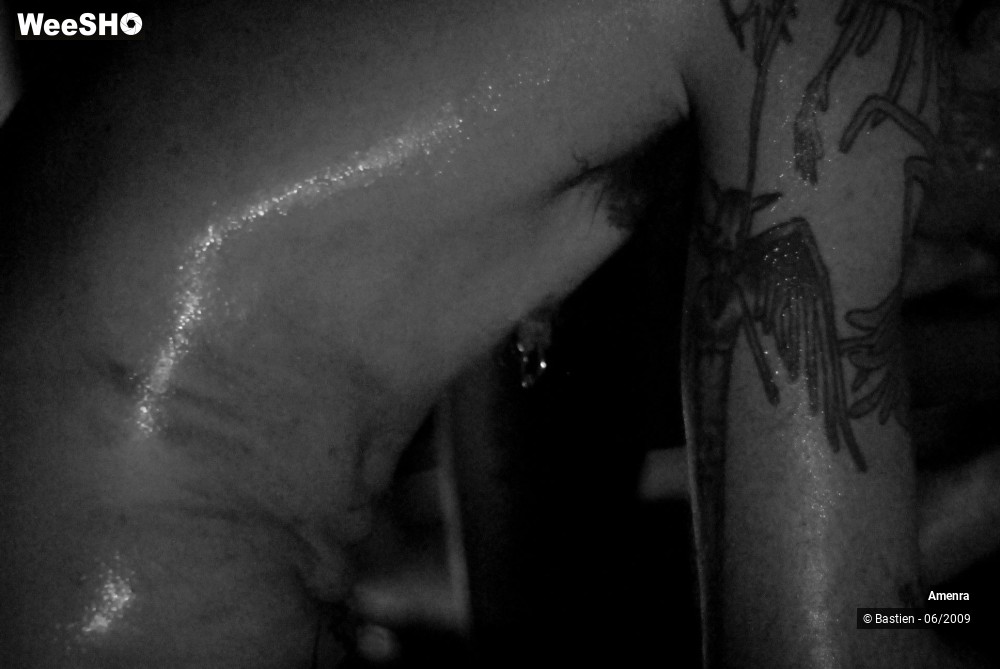 21/27 photos du spectacle Amenra