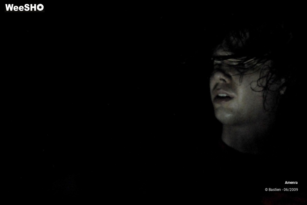 25/27 photos du spectacle Amenra