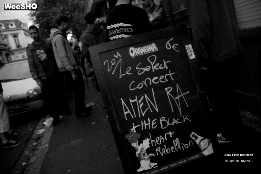 19/30 photos du spectacle Black Heart Rebellion