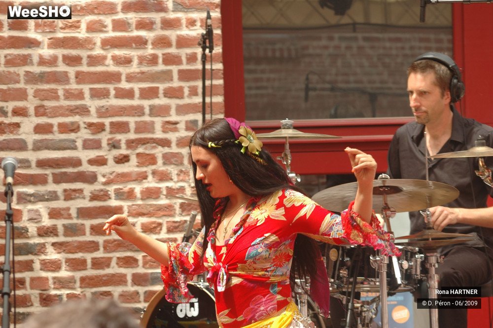 40/40 photos du spectacle Rona HARTNER