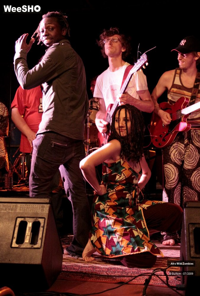 11/49 photos du spectacle Afro Wild Zombies