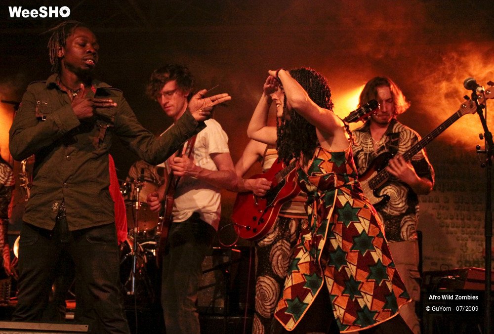 44/49 photos du spectacle Afro Wild Zombies