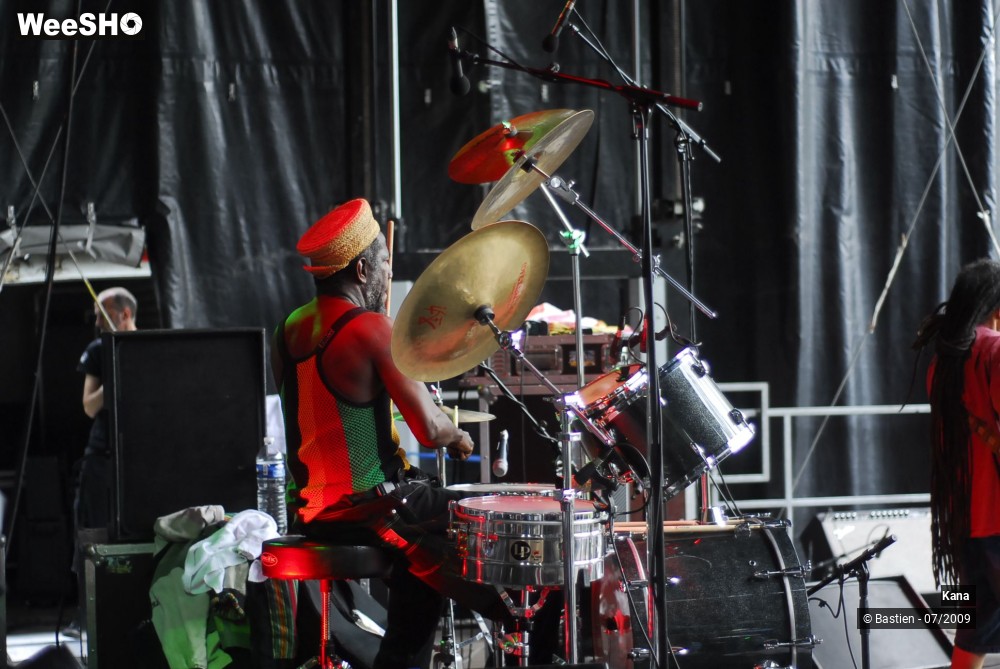 25/29 photos du spectacle Kana Feat Black thunder