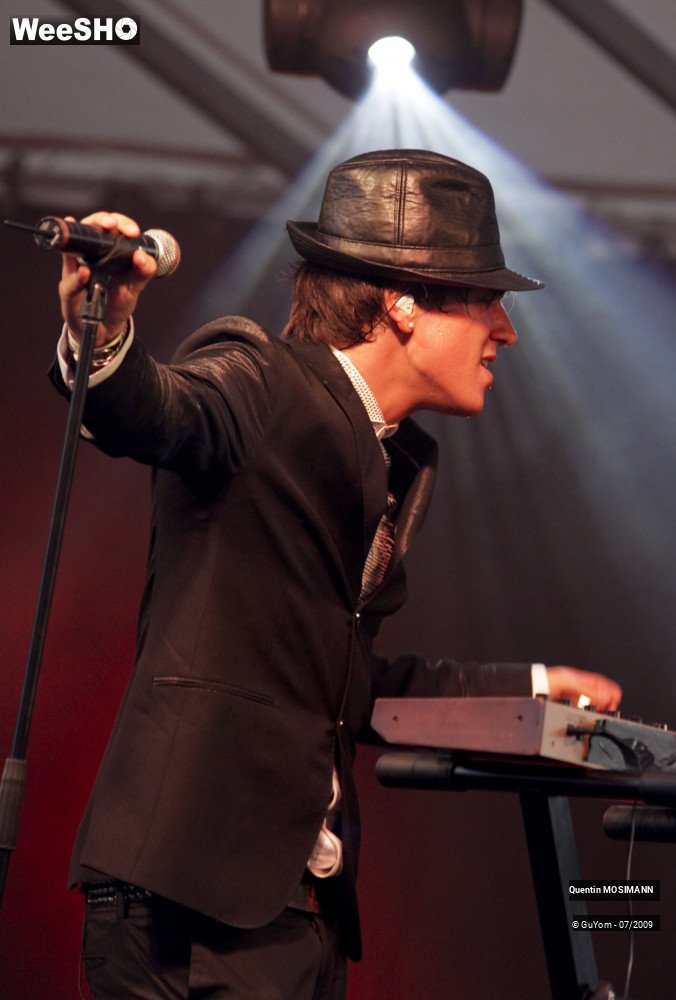 9/50 photos du spectacle Quentin MOSIMANN