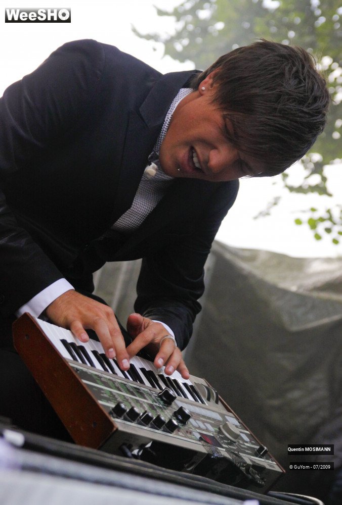 10/50 photos du spectacle Quentin MOSIMANN