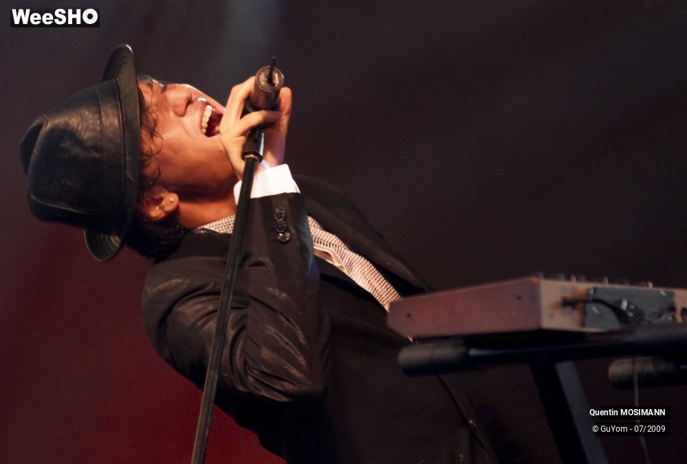 27/50 photos du spectacle Quentin MOSIMANN