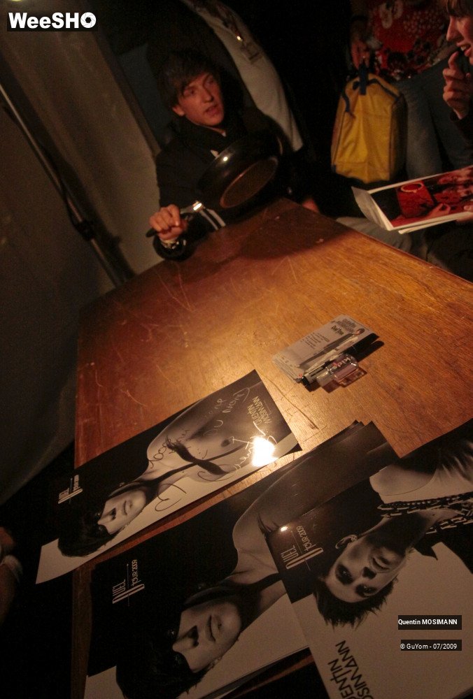 1/30 photos du spectacle Quentin MOSIMANN Backstage