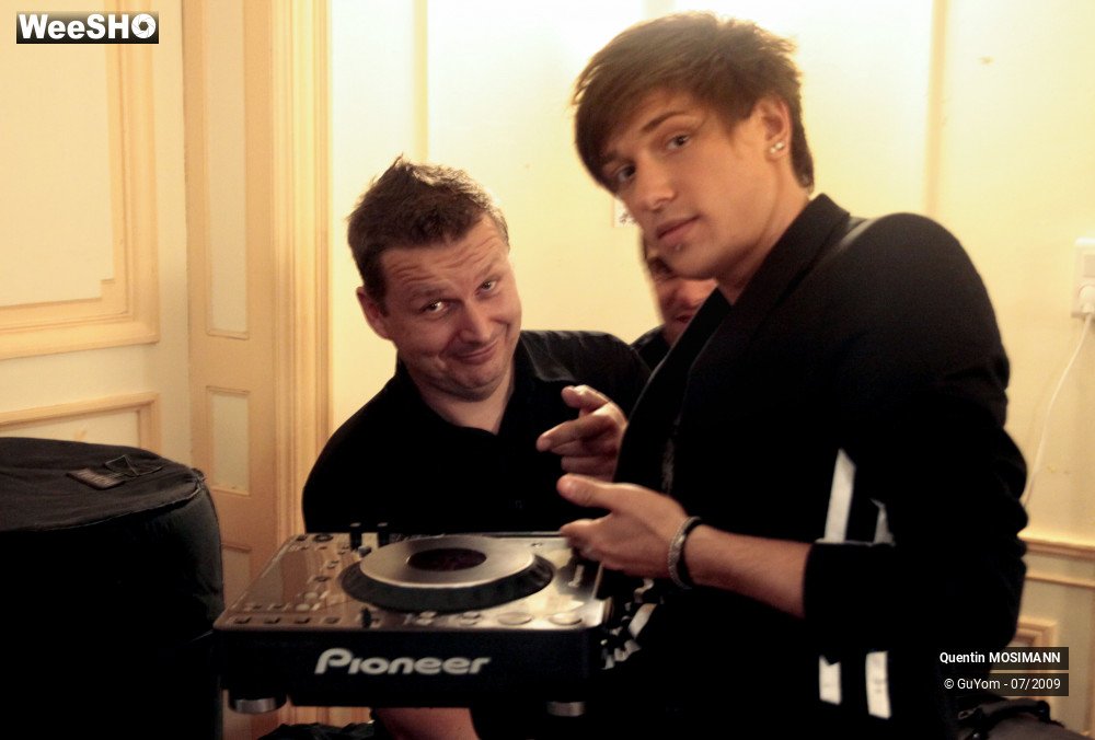 12/30 photos du spectacle Quentin MOSIMANN Backstage