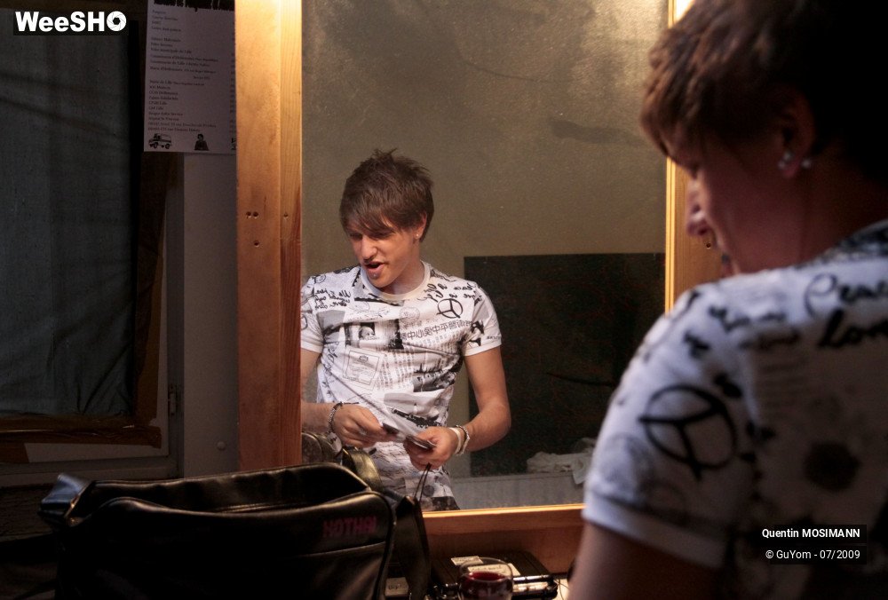21/30 photos du spectacle Quentin MOSIMANN Backstage
