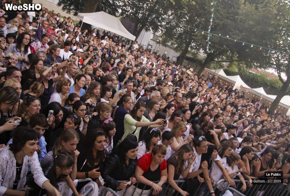 17/33 photos du spectacle Quentin MOSIMANN Ambiance